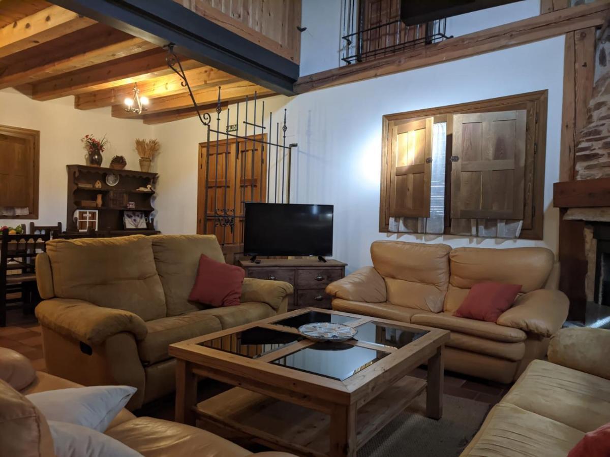 Casa Rural El Arroyo Miguelanez Bagian luar foto